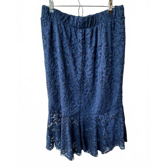Olivia Blu NWT Blue Lace Skirt With Ruffle Hem, Size Large - Picture 2 of 3